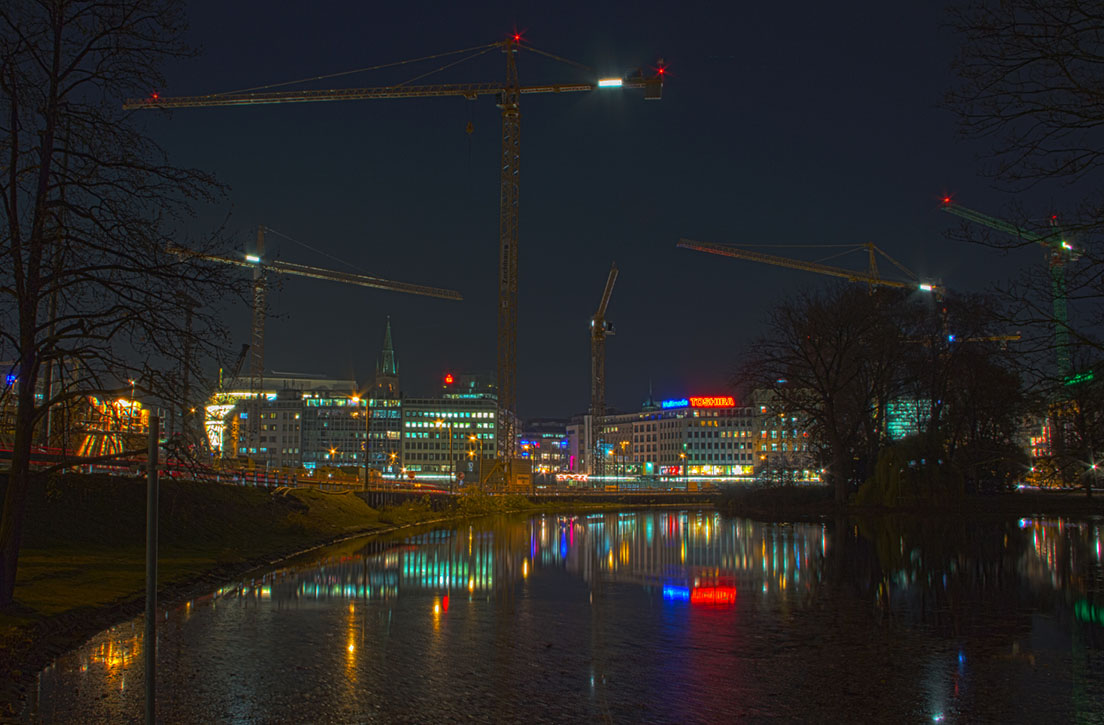 Düsseldorf Hofgarten - Jan Wellen Platz